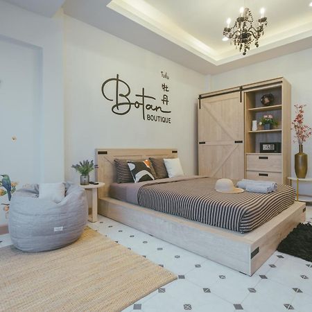 Botan Boutique Hotel Patong Екстер'єр фото
