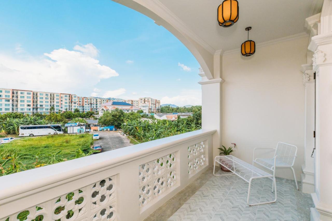 Botan Boutique Hotel Patong Екстер'єр фото