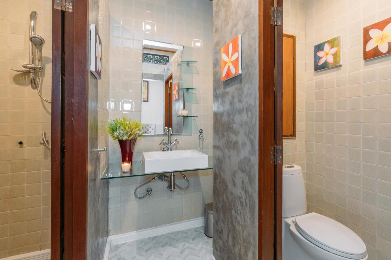Botan Boutique Hotel Patong Екстер'єр фото