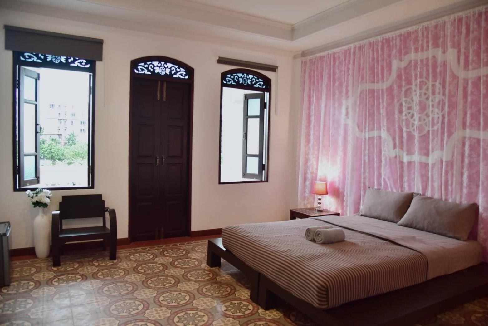 Botan Boutique Hotel Patong Екстер'єр фото