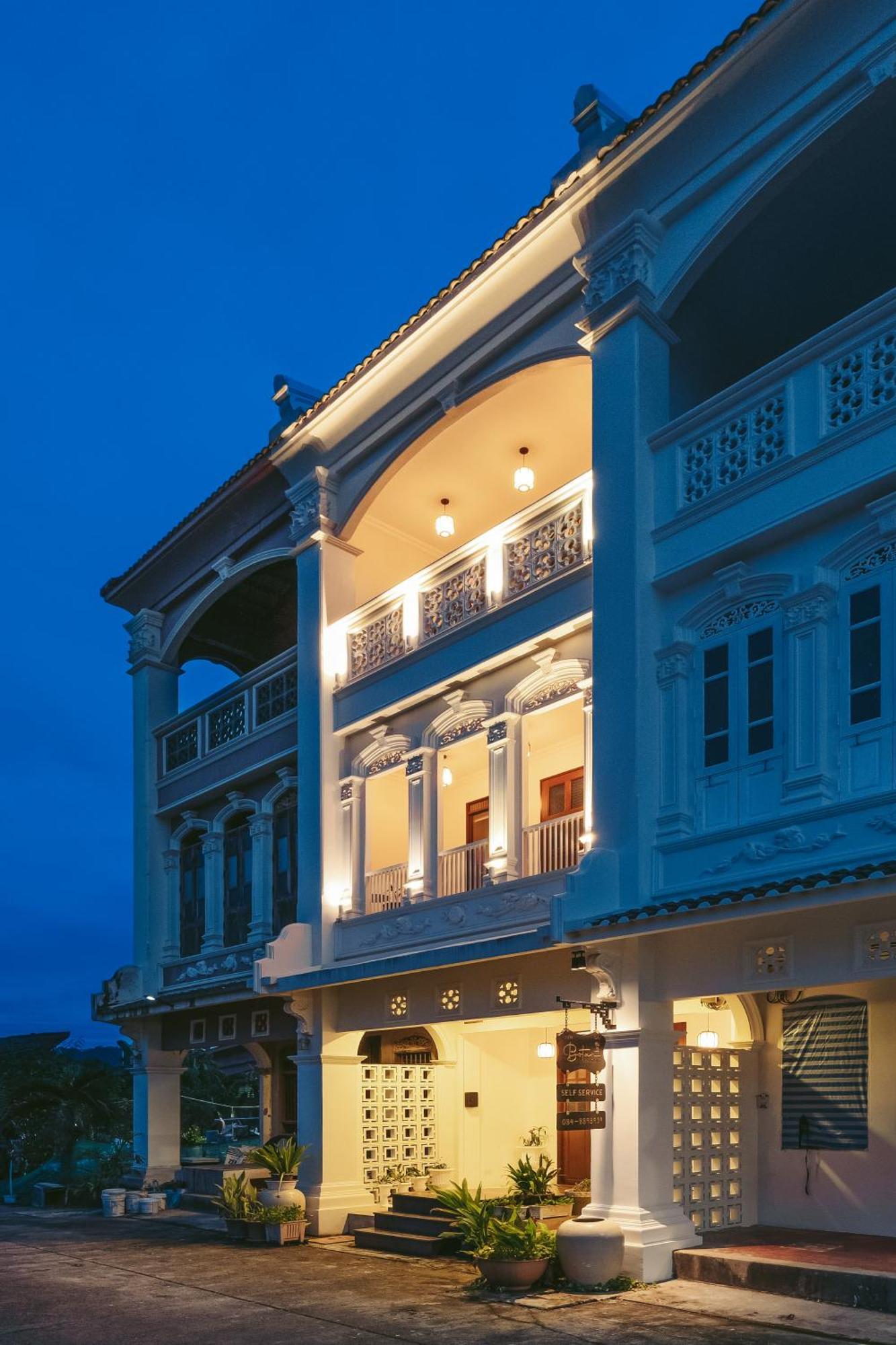 Botan Boutique Hotel Patong Екстер'єр фото