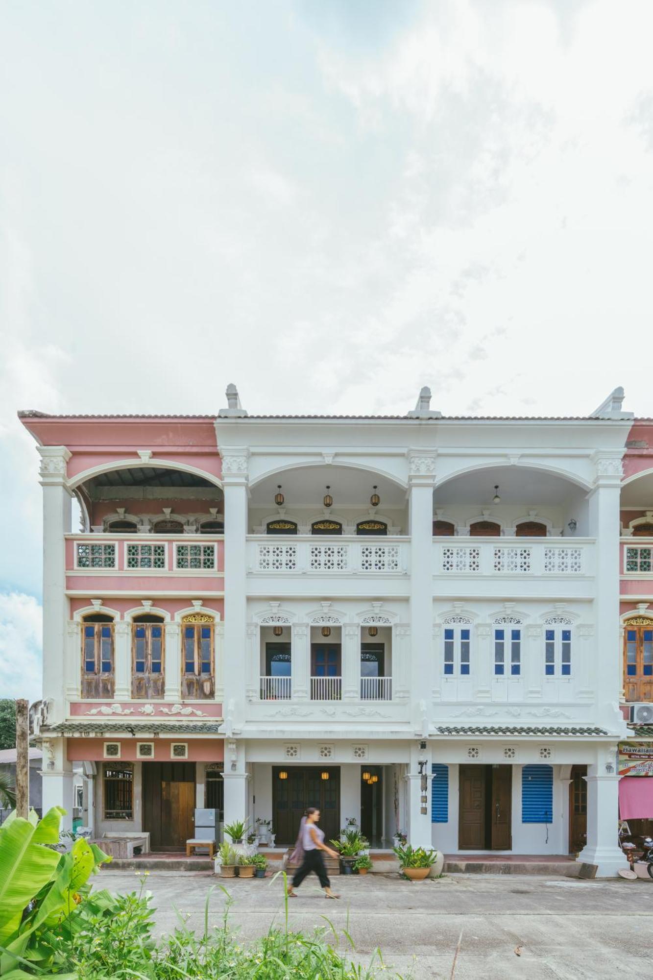 Botan Boutique Hotel Patong Екстер'єр фото