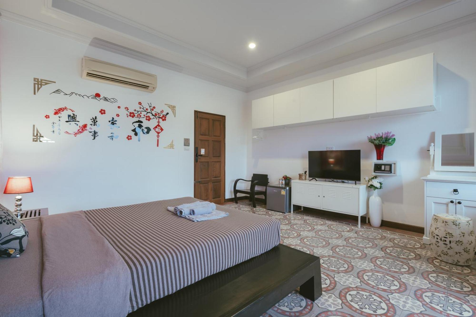 Botan Boutique Hotel Patong Екстер'єр фото
